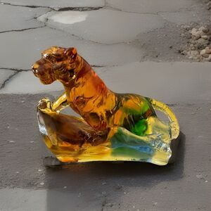 Cathay Bank Vintage Glass Crystal Tiger